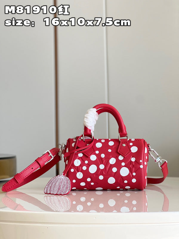 Alice Bags- Louis Vuittons  - 15913
