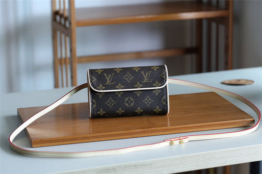 Alice bags - Louis Vuittons  - 9260