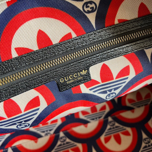 Gucci  Luxury -  Bags - 385