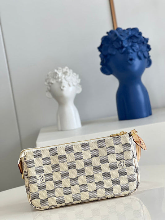 Alice  Bags- Louis Vuittons  - 16544