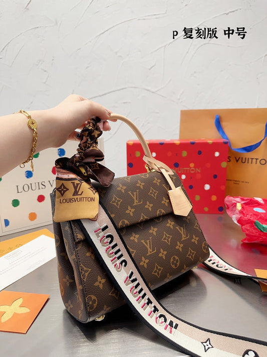 Alice bags - Louis Vuittons  - 14948