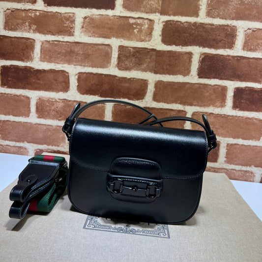 Gucci  Luxury -  Bags - 525