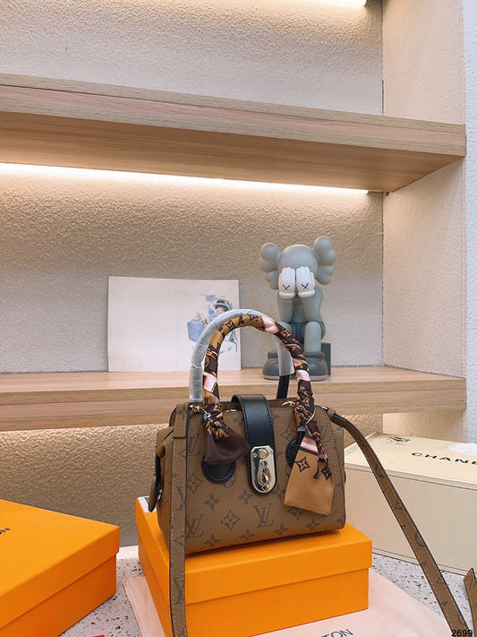Alice bags - Louis Vuittons  - 14904