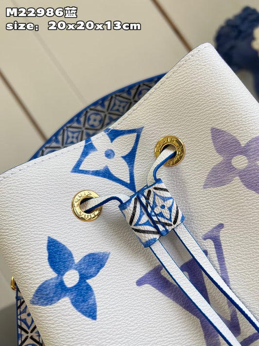 Alice bags - Louis Vuittons  - 15157