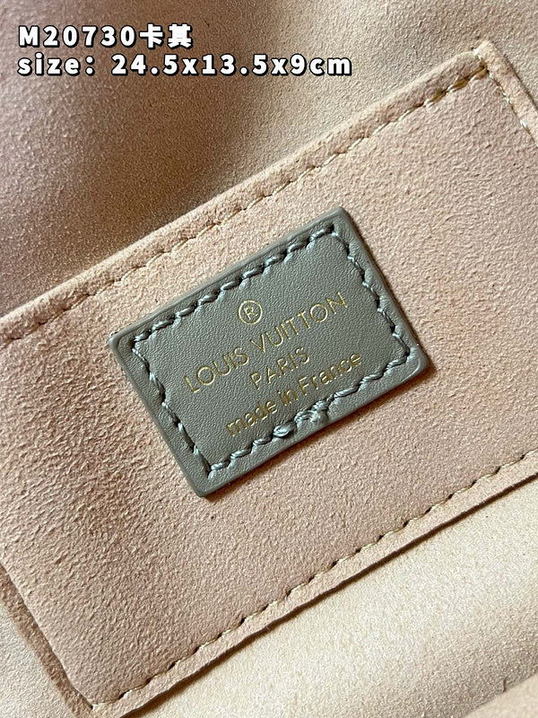 Alice Bags- Louis Vuittons  - 16061