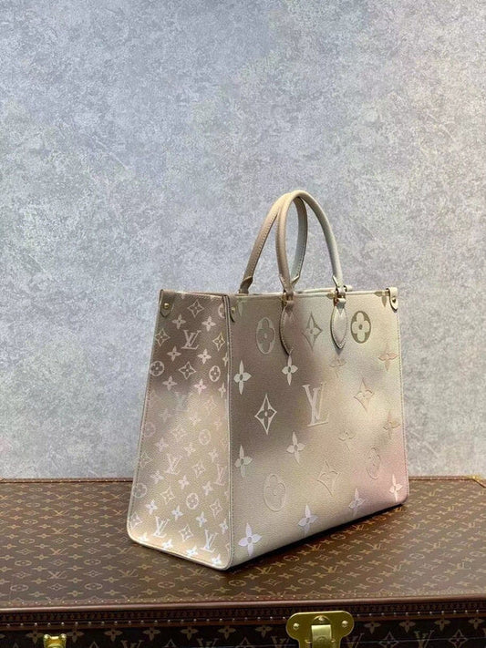 Alice Bags- Louis Vuittons  - 16587