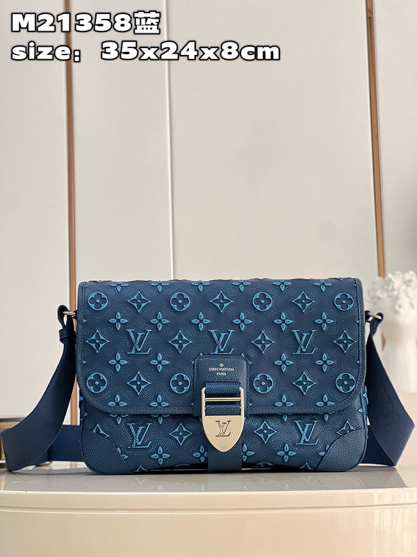Alice Bags- Louis Vuittons  - 15939