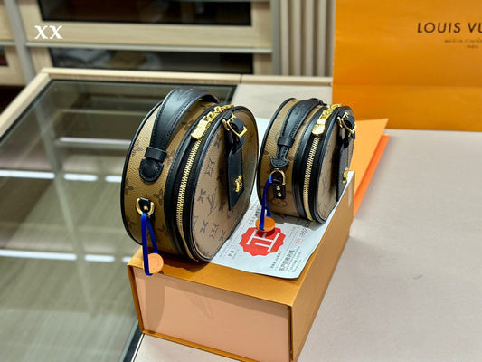 Alice bags - Louis Vuittons  - 15042