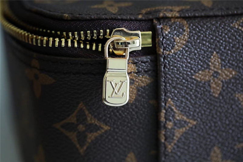 Alice bags - Louis Vuittons  - 9205
