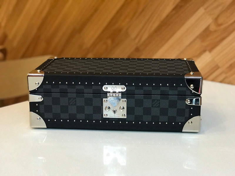 Alice  Bags- Louis Vuittons  - 15999
