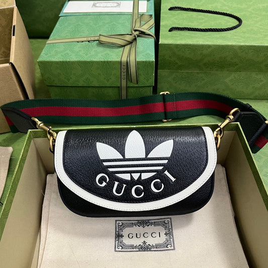 Gucci  Luxury -  Bags - 387