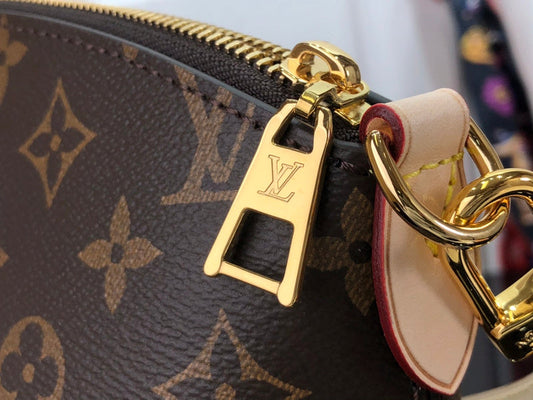 Alice  Bags- Louis Vuittons  - 15928