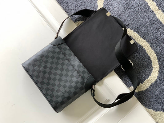 Alice bags - Louis Vuittons  - 15663