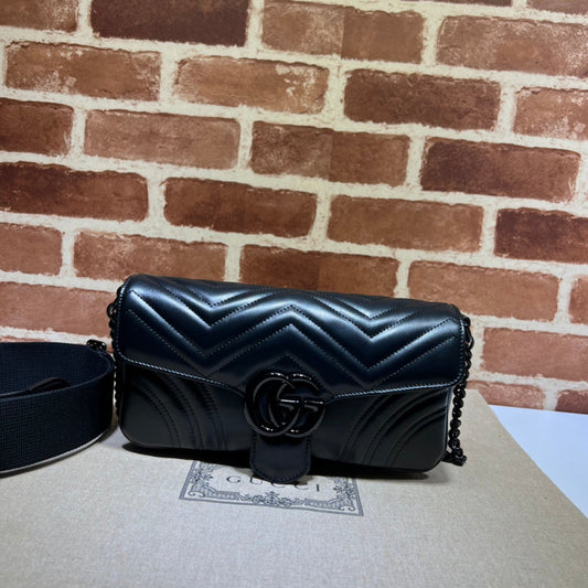 Gucci  Luxury -  Bags - 512