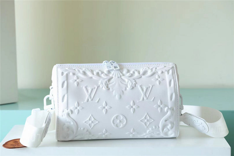 Alice bags - Louis Vuittons  - 11223