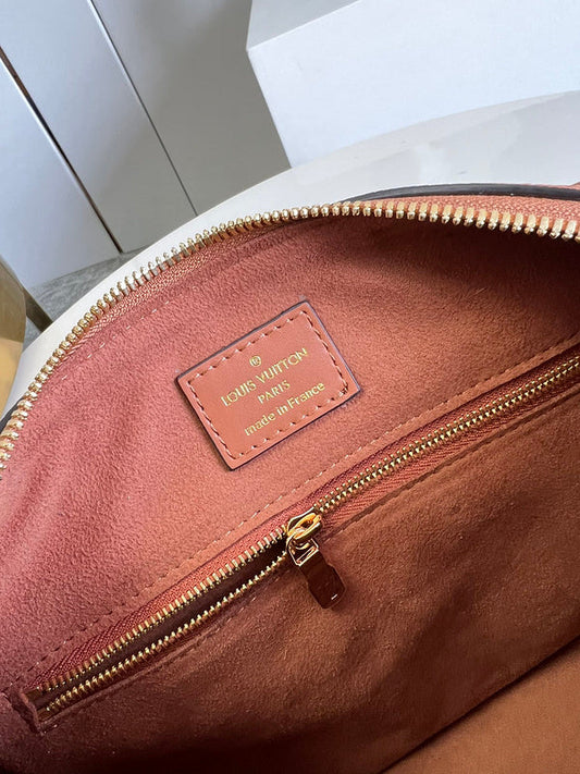 Alice Bags- Louis Vuittons  - 16307