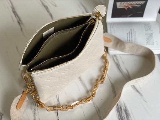 Alice Bags- Louis Vuittons  - 16329