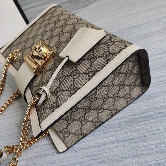 Gucci   Luxury Bags  1386