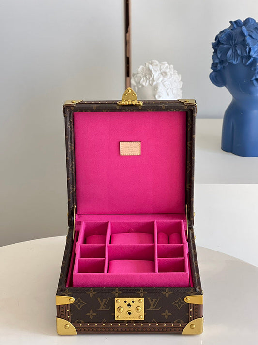 Alice bags- Louis Vuittons  - 16835