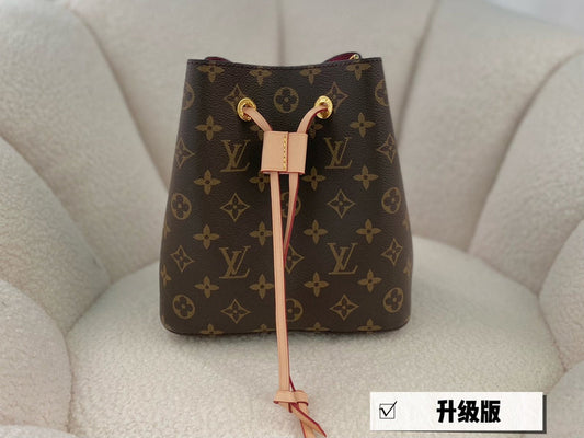 Alice bags - Louis Vuittons  - 15075