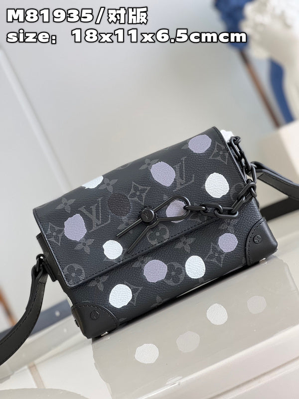 Alice Bags- Louis Vuittons  - 15895