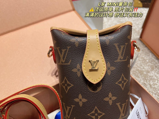 Alice bags - Louis Vuittons  - 15077