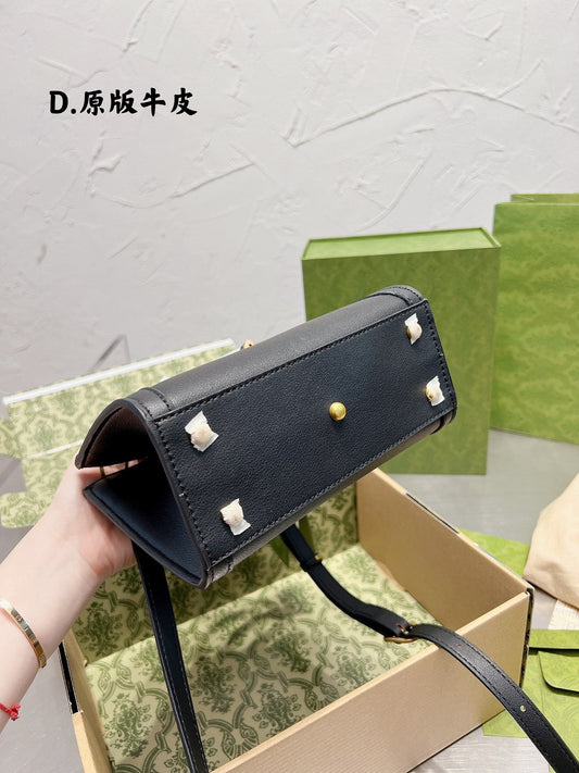 Gucci Bamboo 20
