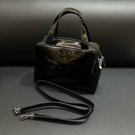 Gucci Black Leather Handbag 27x19x10