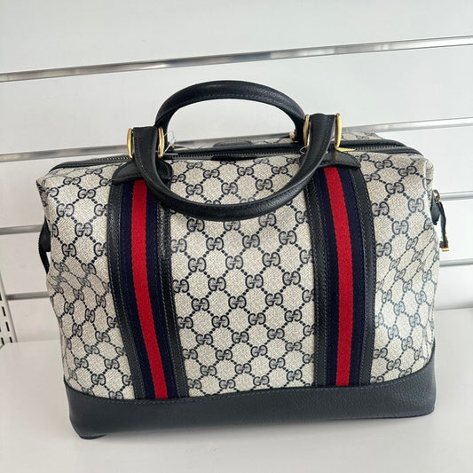 Gucci Duffle Bag 1902 in Beige Canvas - Pre-Loved Vintage Designer Handbag