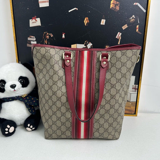 Gucci GG Canvas Red and Beige Pre-Loved Tote Bag (12271977)