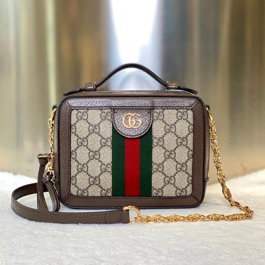 Gucci GG Supreme Crossbody Bag 9234 Brown Canvas Leather.