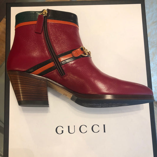 Gucci Ankle Boots in Burgundy with Hunter Green Trim