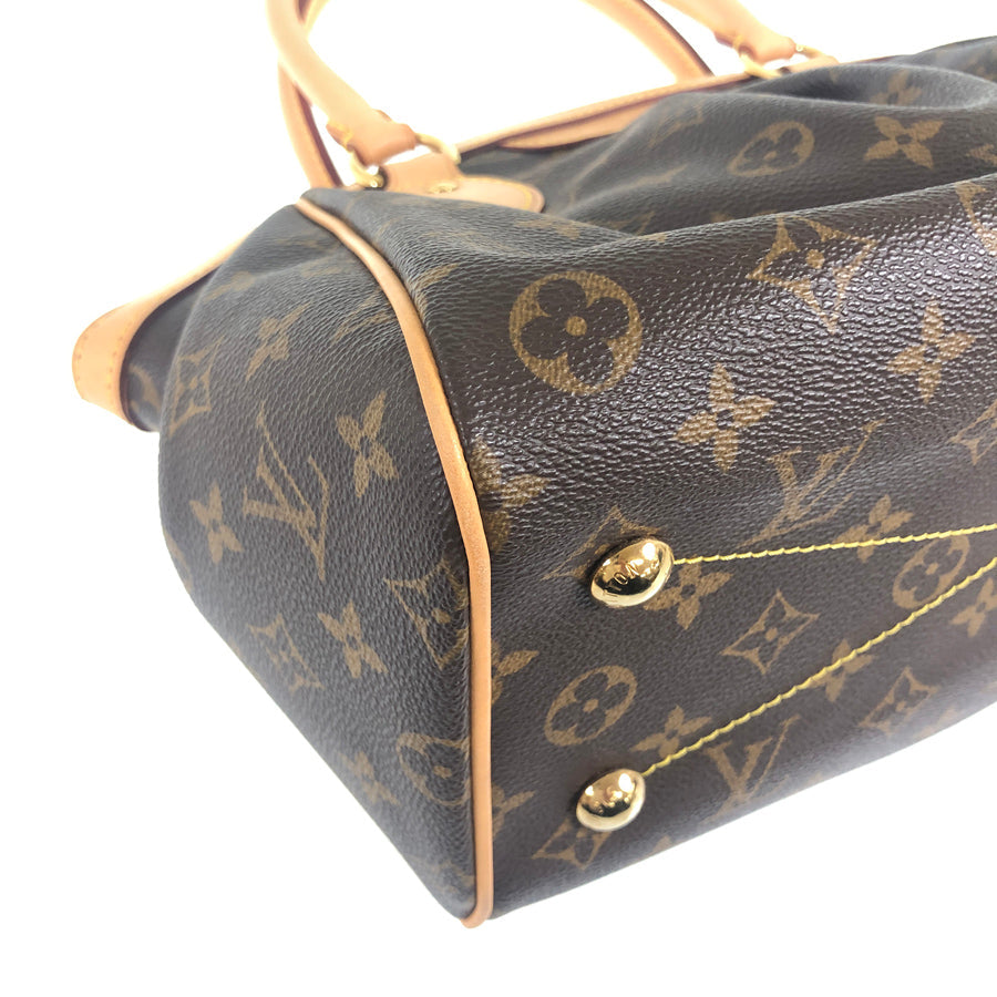 LOUIS VUITTON Handbag